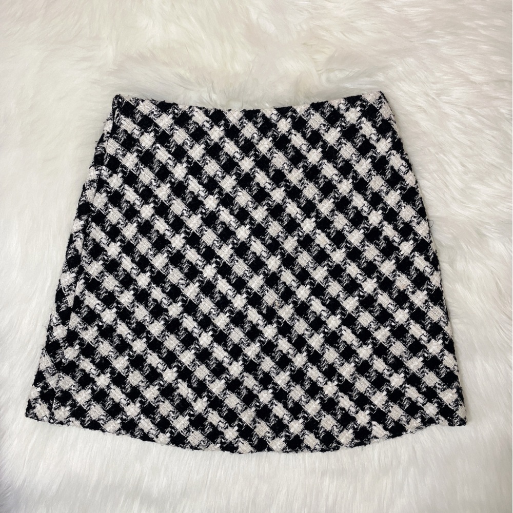 Zara black and white plaid skirt